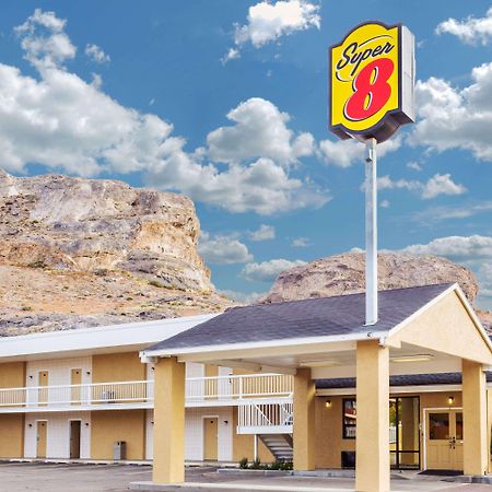 Super 8 By Wyndham Wendover Exterior photo