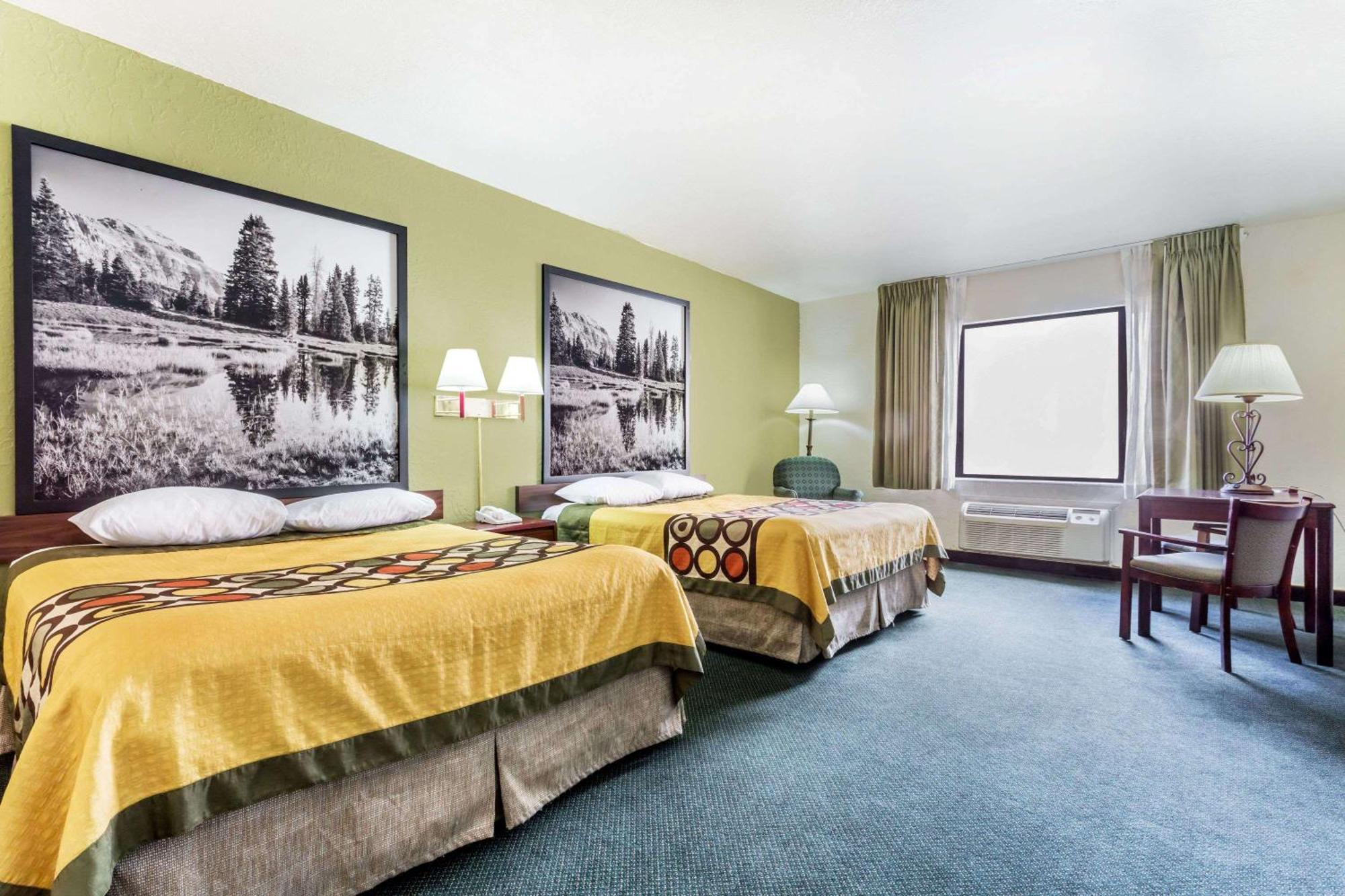 Super 8 By Wyndham Wendover Exterior photo
